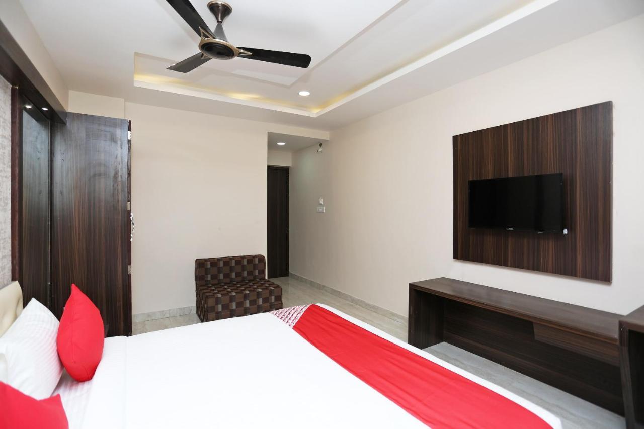 Oyo 15861 Hotel Shivganga Comfort Zone Rāipur Eksteriør billede